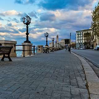 bari