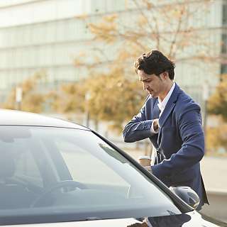 salesman 03