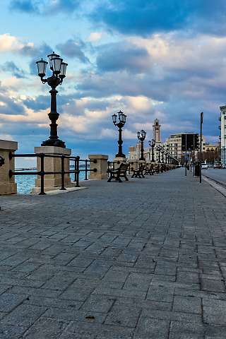 bari