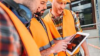 construction worker with pad