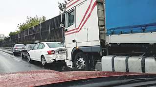 truck road accident