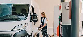 delivery van fueling u02