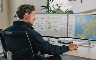 fleet manager closeup u05 dashboard map