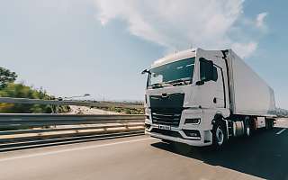 truck on the road u01