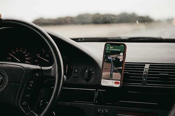 Telefoon navigatie systeem voor bestuurder 